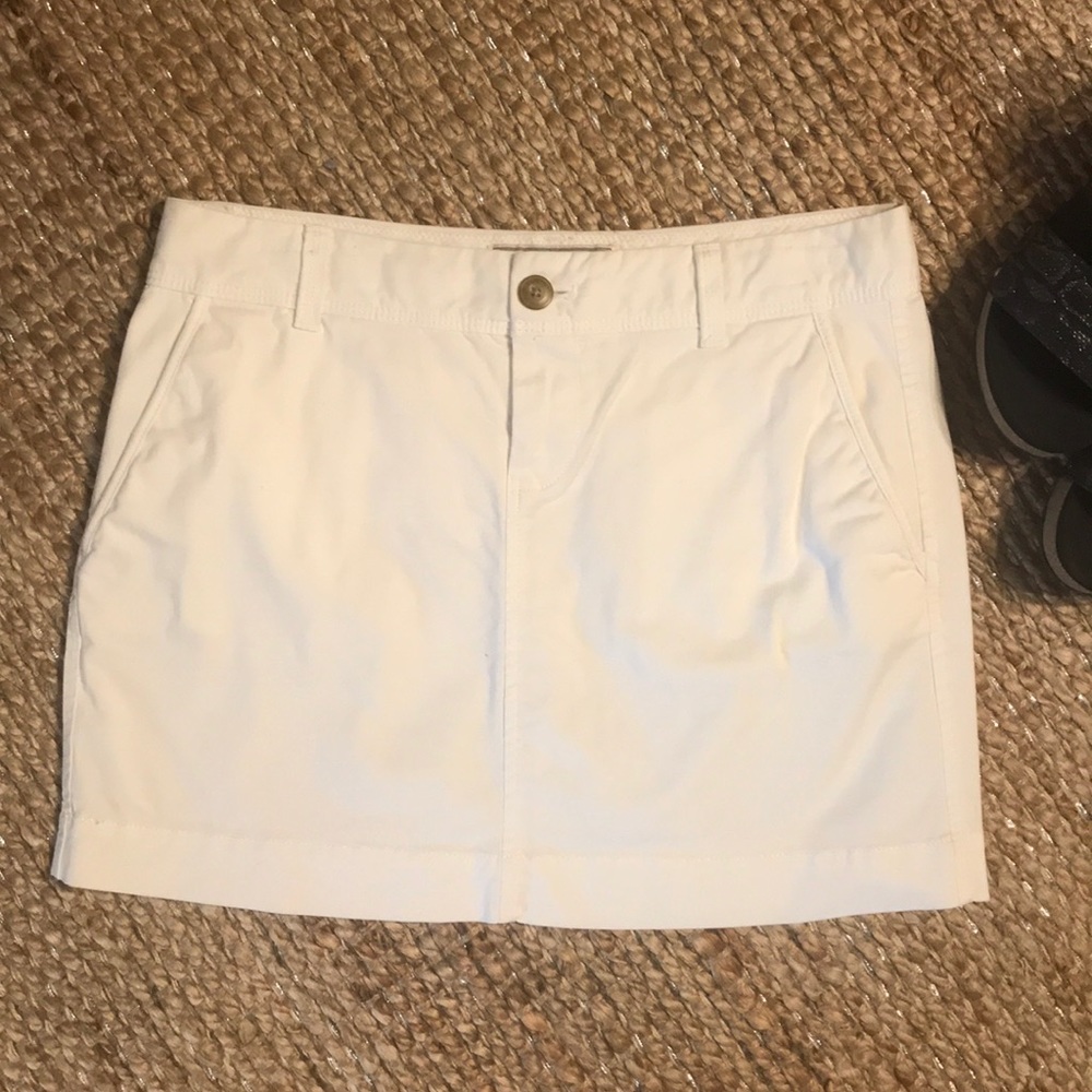 White mini skirt!